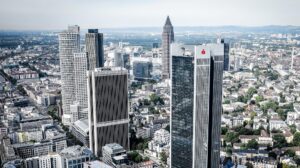 Mehr über den Artikel erfahren Das Gesicht des Bösen in Frankfurt