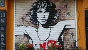 Mehr über den Artikel erfahren Val Kilmer als Jim Morrison und Batmann – was bleibt, wenn das Unvermeidliche eintritt?