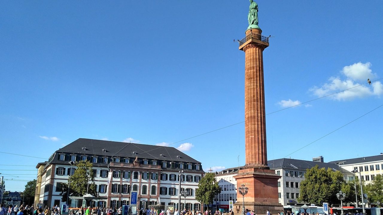 Du betrachtest gerade „Zukunft braucht Erinnerung“ –  Ausstellung zu Wilhelm Leuschner im DGB-Haus Darmstadt