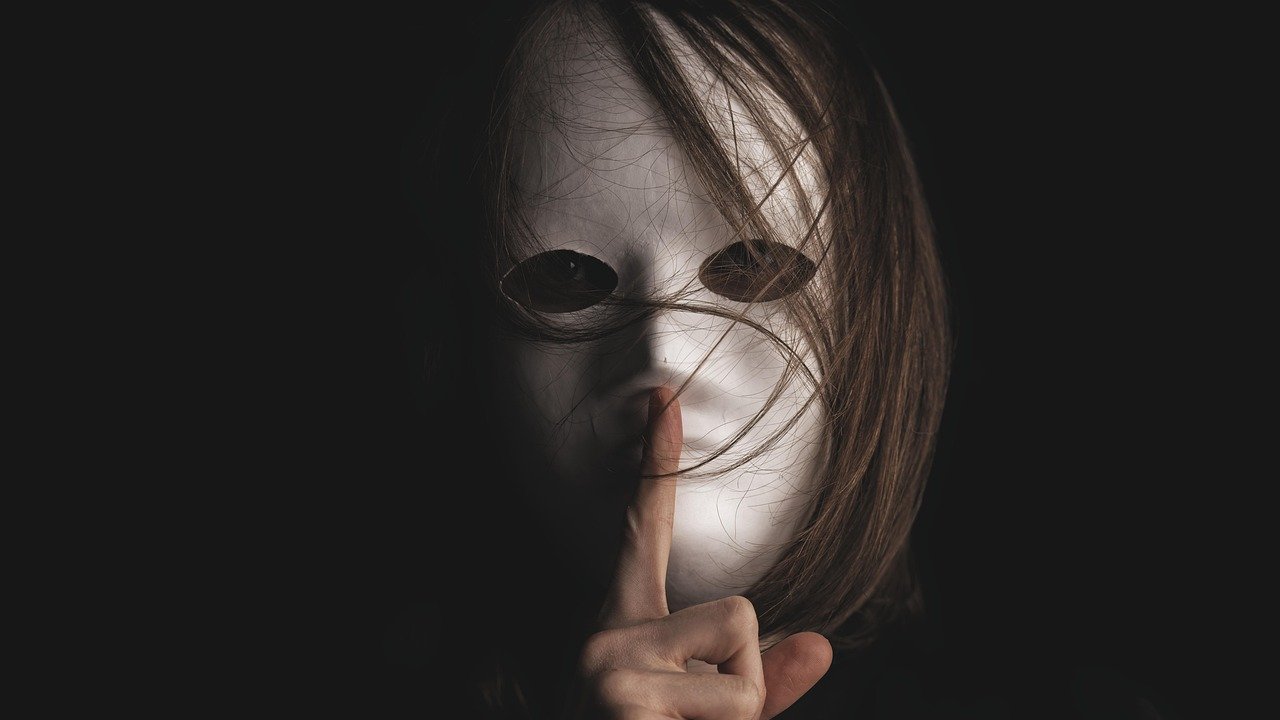 Du betrachtest gerade „Seid nett zu Mr. Sloane“ Staatstheater Darmstadt – Tabuthemen schockieren