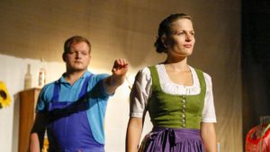 Mehr über den Artikel erfahren XX Schreibwerkstatt „Tatort Frankfurt – Welche Rolle spielt die Magie der Musik?“ Im Schauspiel Frankfurt