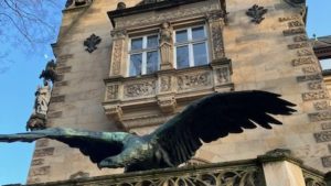 Mehr über den Artikel erfahren Liebieghaus Frankfurt „Tiere sind auch nur Menschen“ – Führung Pfarrer Schnell 26.02.2026