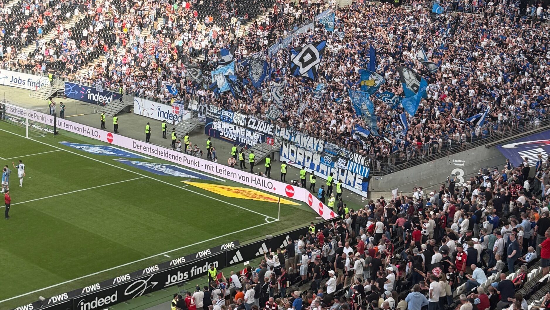 Du betrachtest gerade Emotion pur Fußball-WM 2026: Stadionjubel und Barockzauber, wie Händels „Mood-Technik“ im Stadion funktioniert