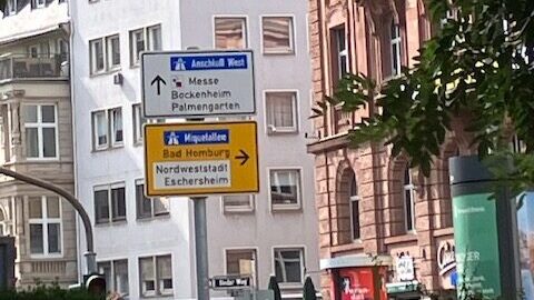 Du betrachtest gerade Abstracts Schreibwerkstatt „Tatort Frankfurt. Welche Rolle spielt die Mystik der Musik“ Folge 40 bis 50 (Ende)
